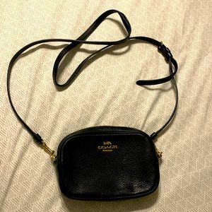 NWOT black leather coach crossbody bag/fannypack